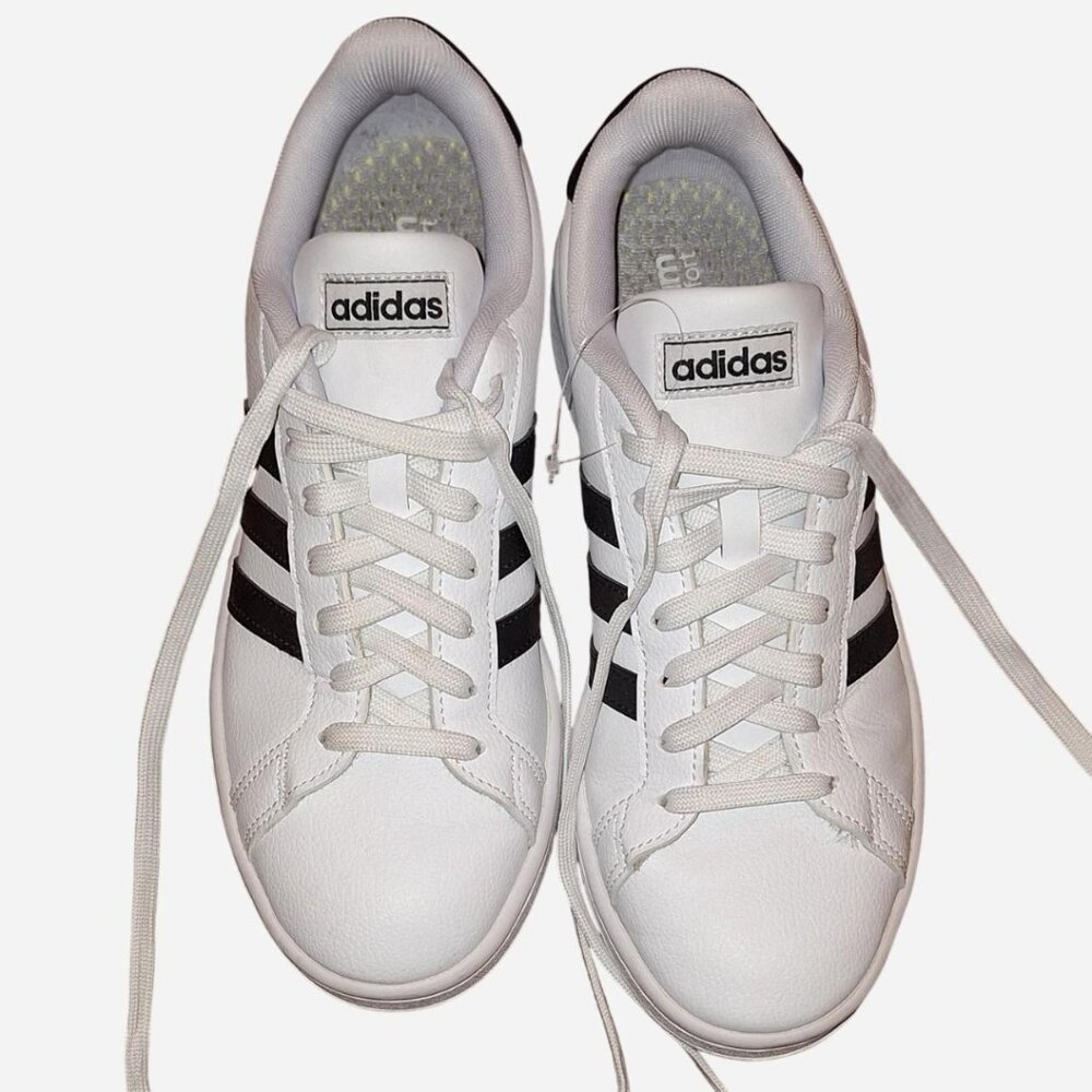 Adidas, women's size 7.5 white Grand Court  cloudfoam comfort sneaker.